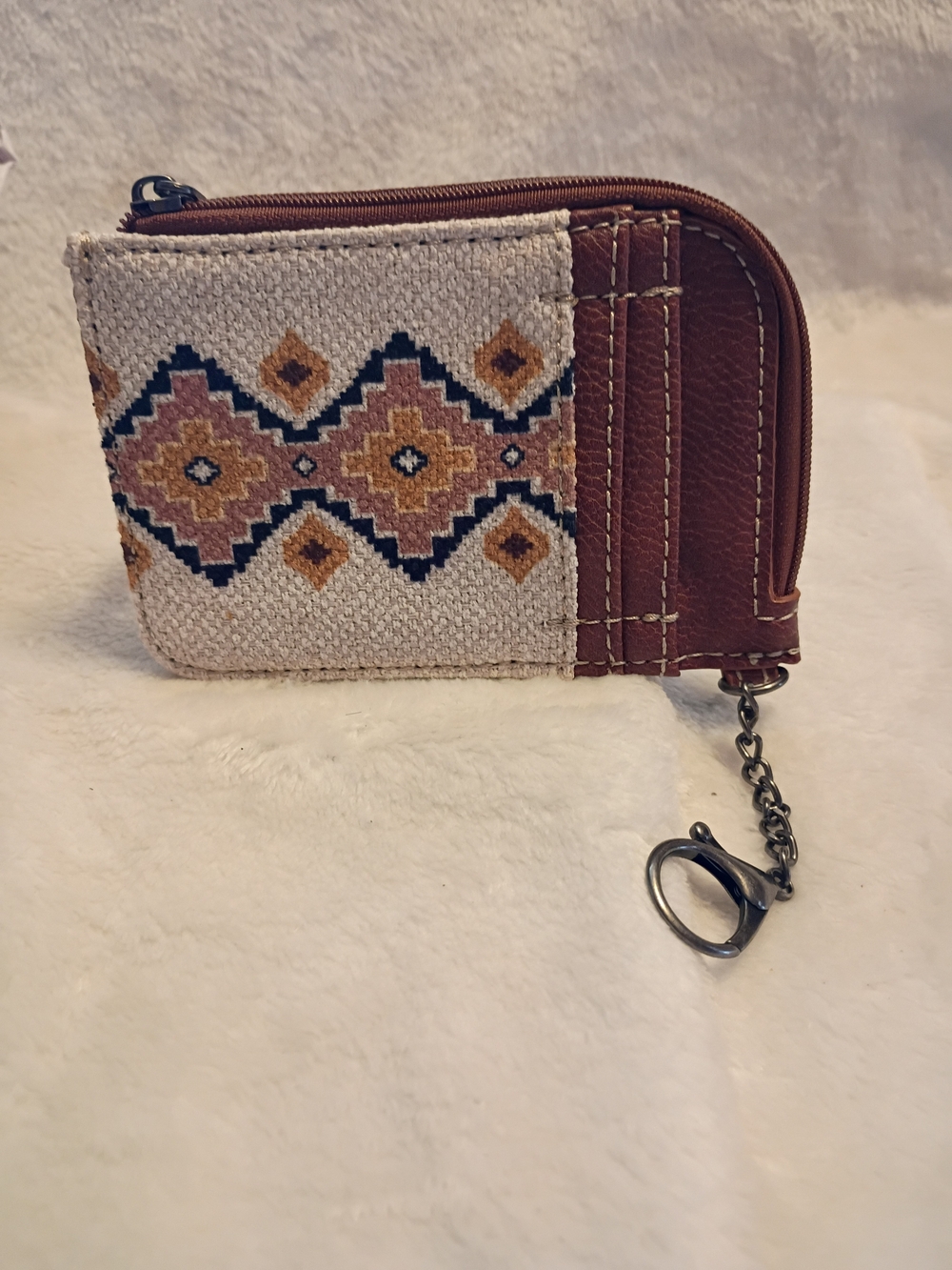 Montana West Brown and Cream Woven Zip Card Holder with Keychain
